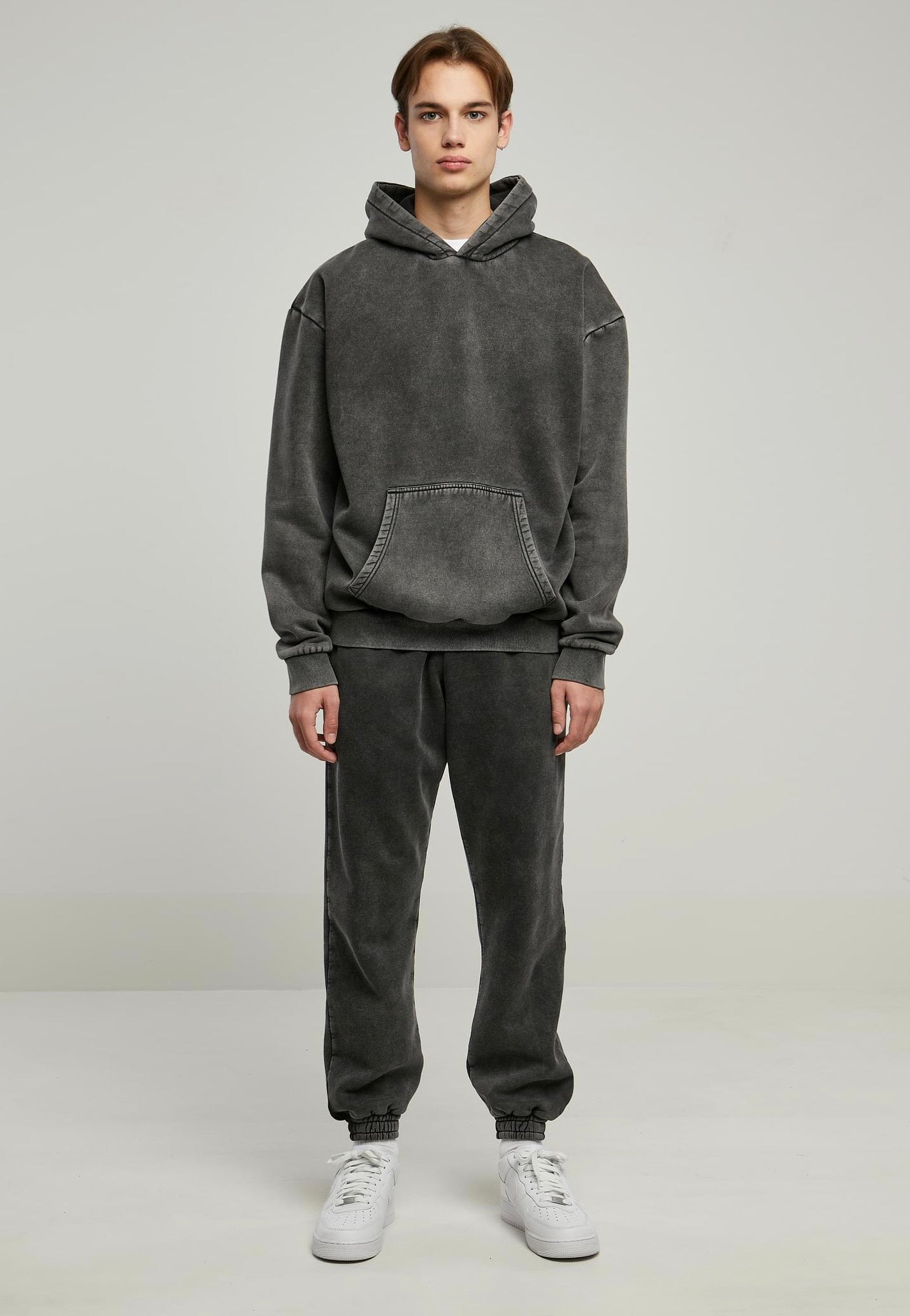 Urban Classics - Heavy Sand Washed Black - Hoodie | Men-Image